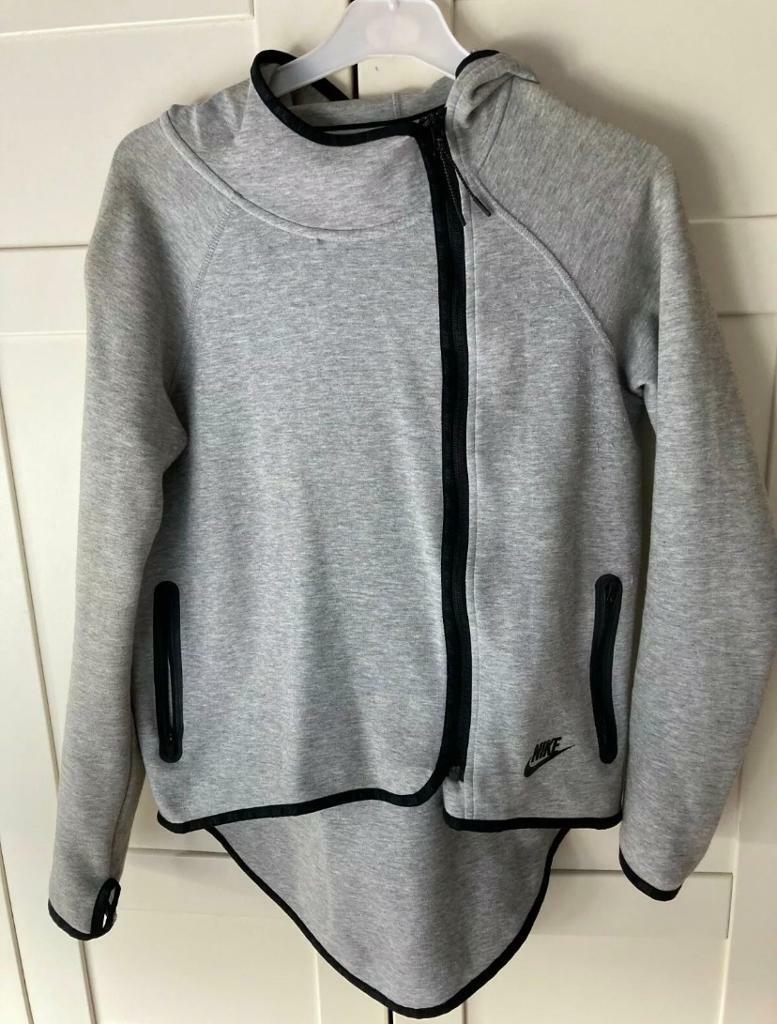nike tech fleece grey xs